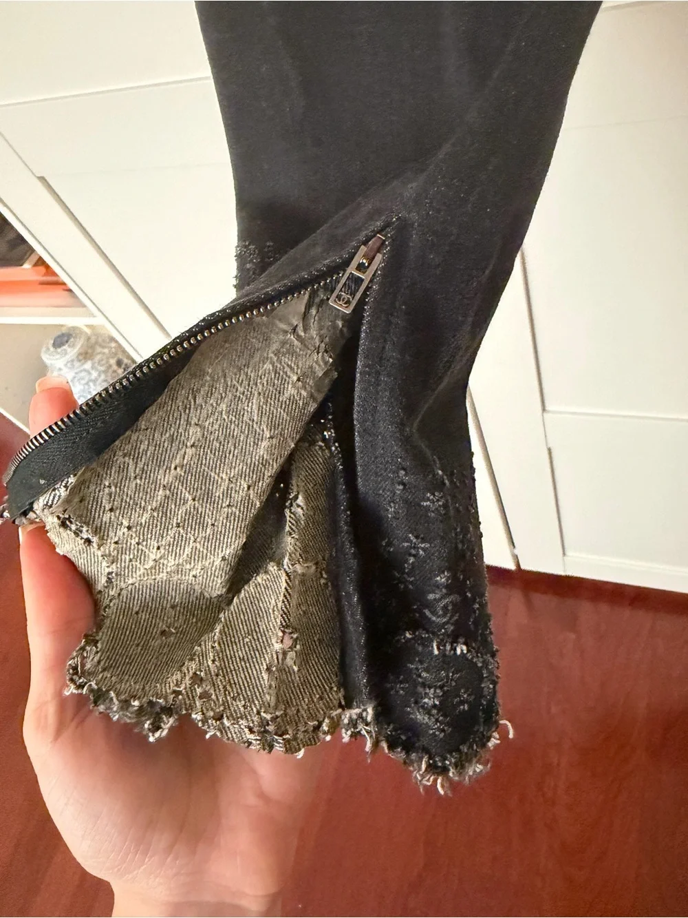 Chanel Black Women's Jeans with Lace Hem size 0 / 34 REVIEW DESCRIPTION!